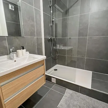 Flexliving - Whole - Lecourbe Apartment *